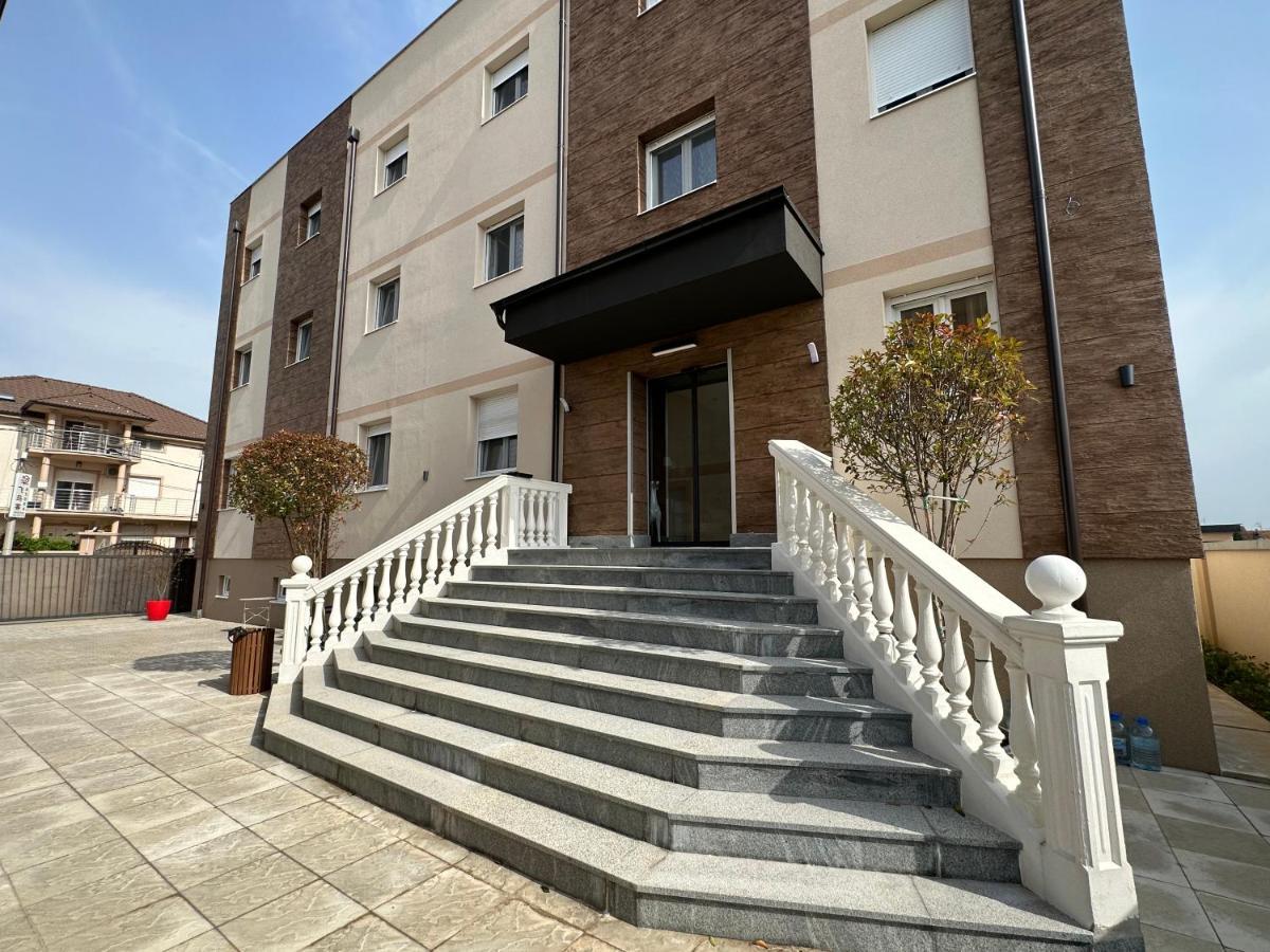 Kame Hotel Belgrade,贝尔格莱德凯美酒店 Ledine Exterior foto